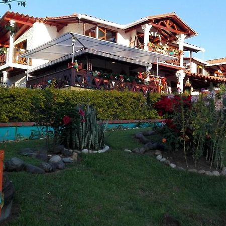 Coliving La Boira Panzió Jardin Kültér fotó