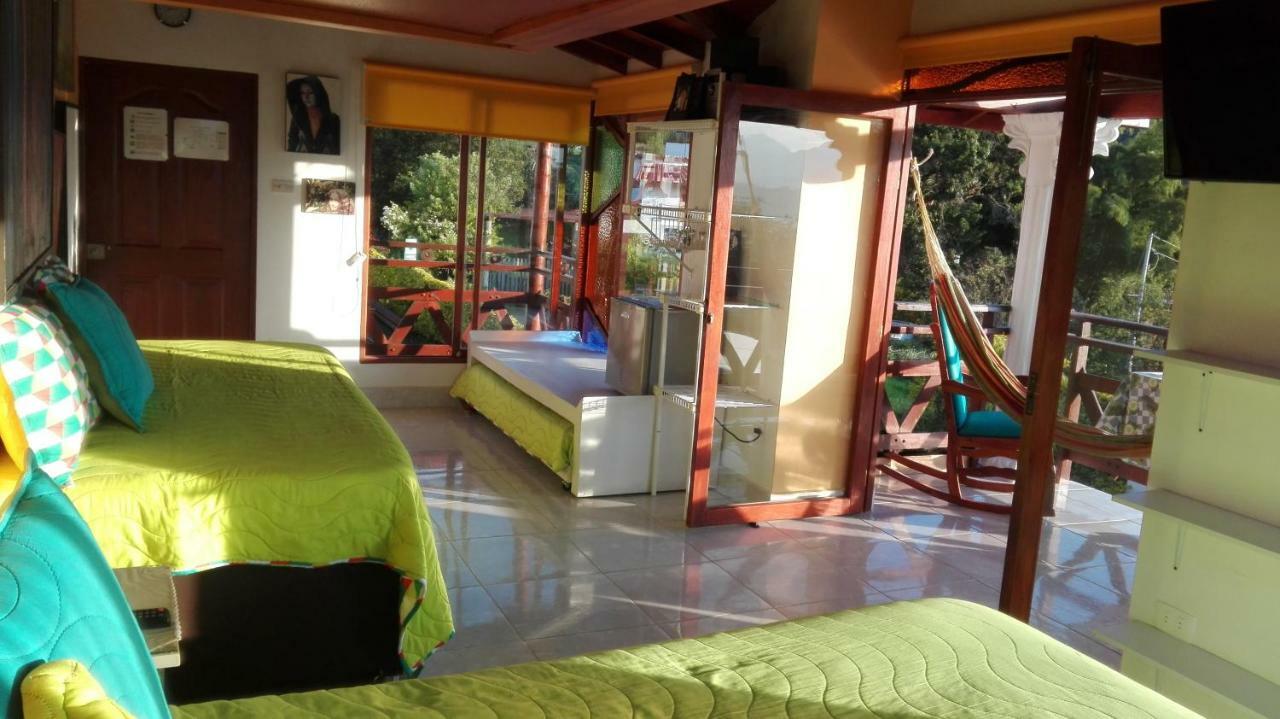 Coliving La Boira Panzió Jardin Kültér fotó